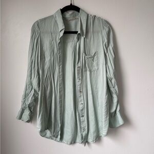 Size M Light Blue Soft Surroundings Blue Buttondown